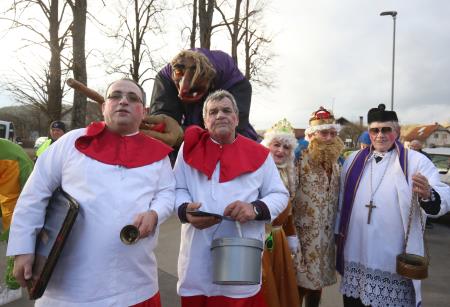 ŽAGANJE BABE 01 FOTO LJUBO VUKELIČ